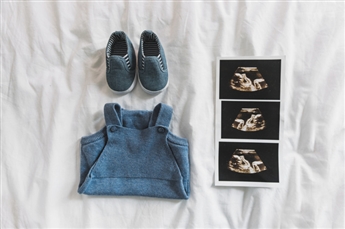 clothes-composition-baby_23-2147792926.jpg